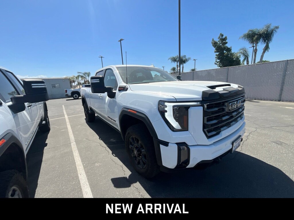 Used 2024 GMC Sierra 2500 HD AT4 Truck