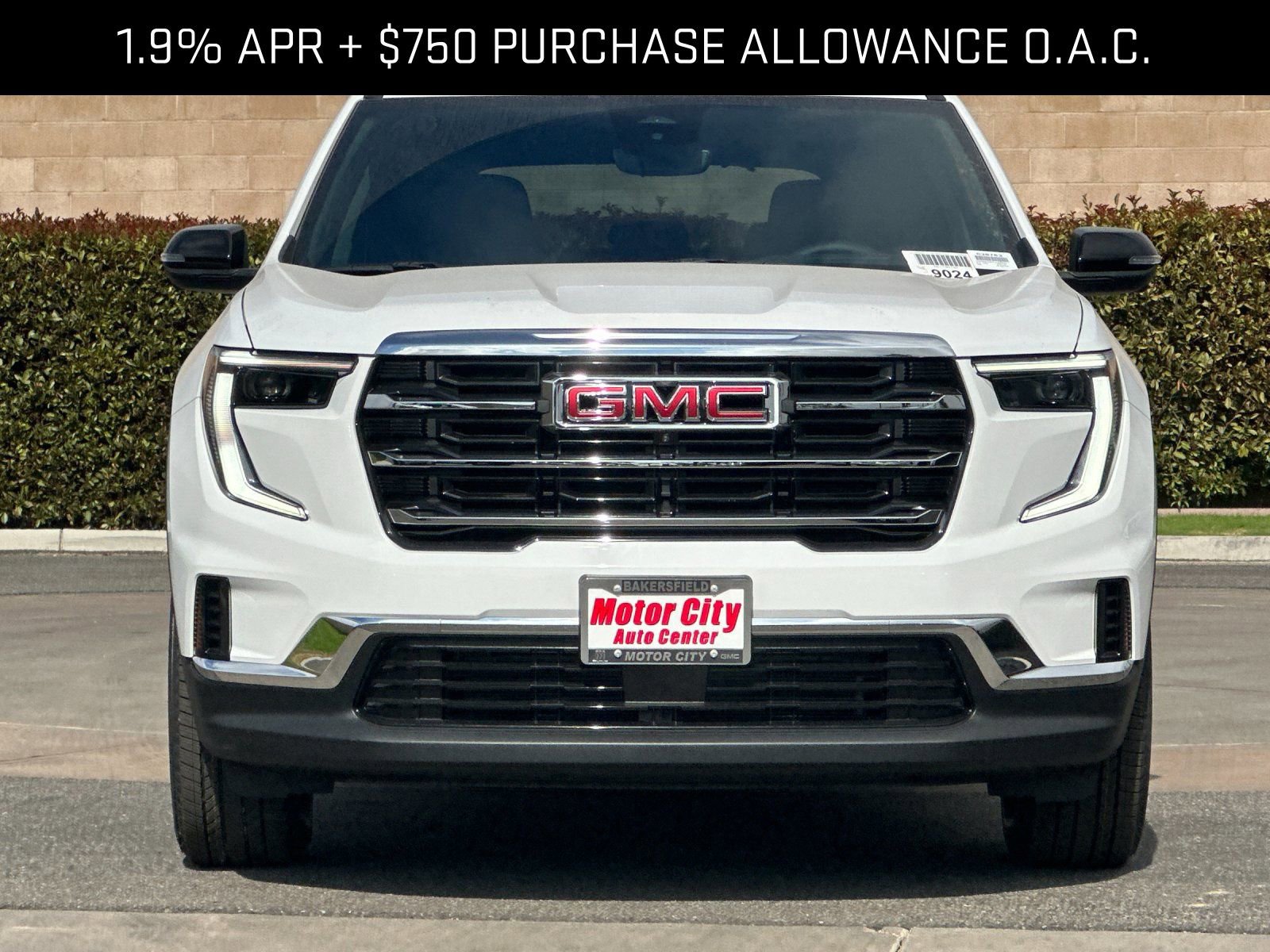 2026 GMC Acadia Elevation photo 3