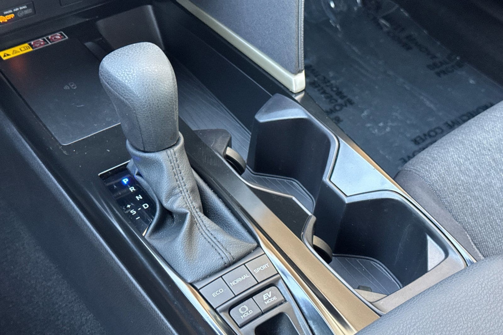 2026 Toyota Camry LE - Photo 21