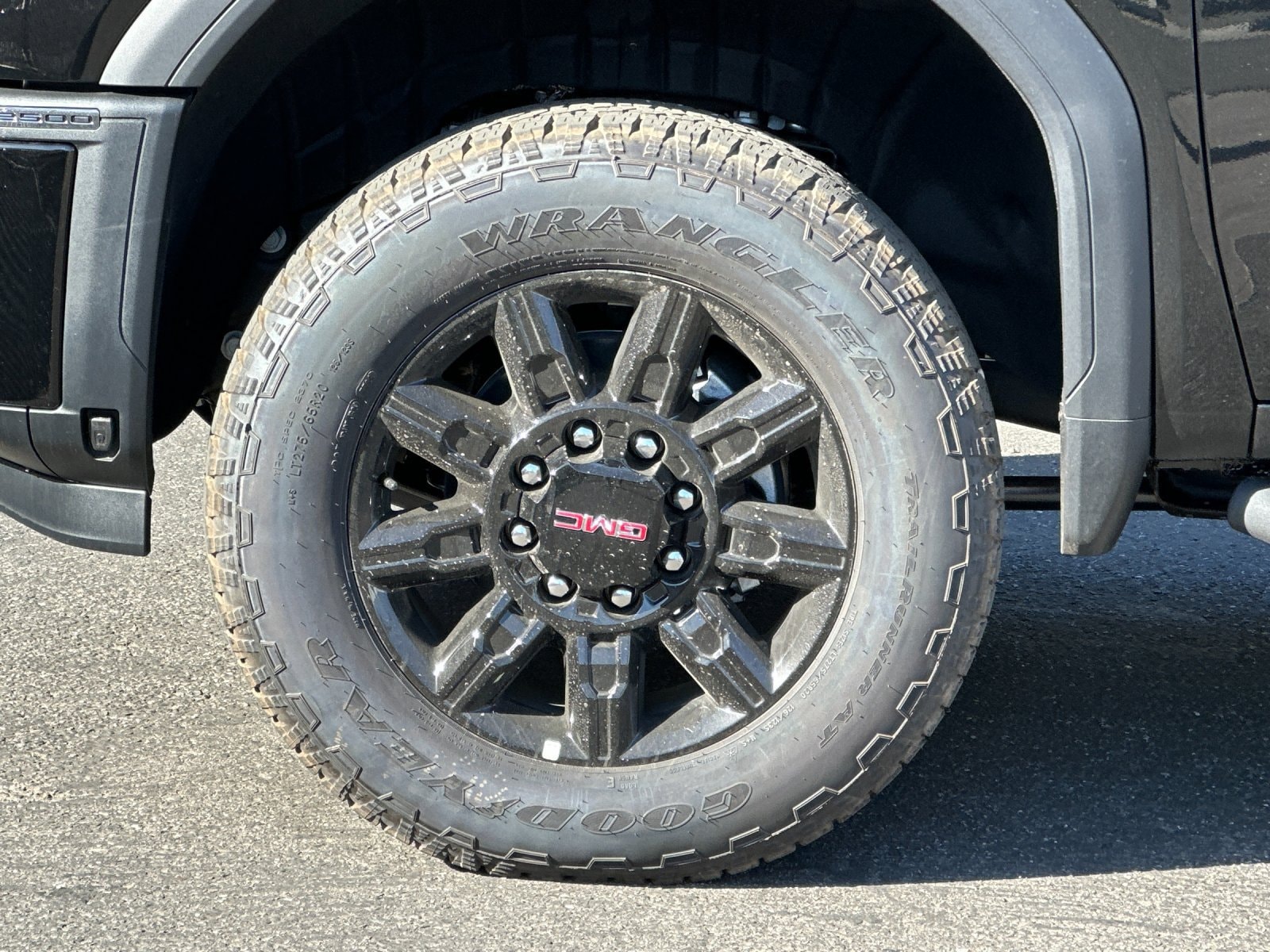 2026 GMC Sierra 2500HD AT4 - Photo 23