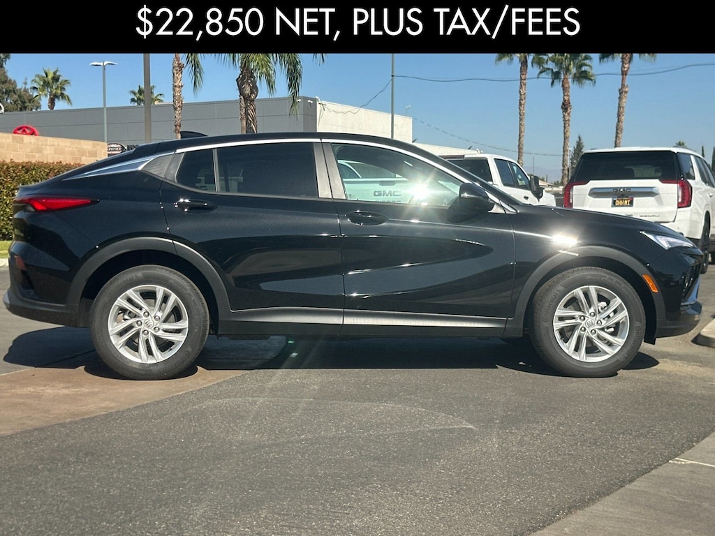 New 2025 Buick Envista Preferred SUV