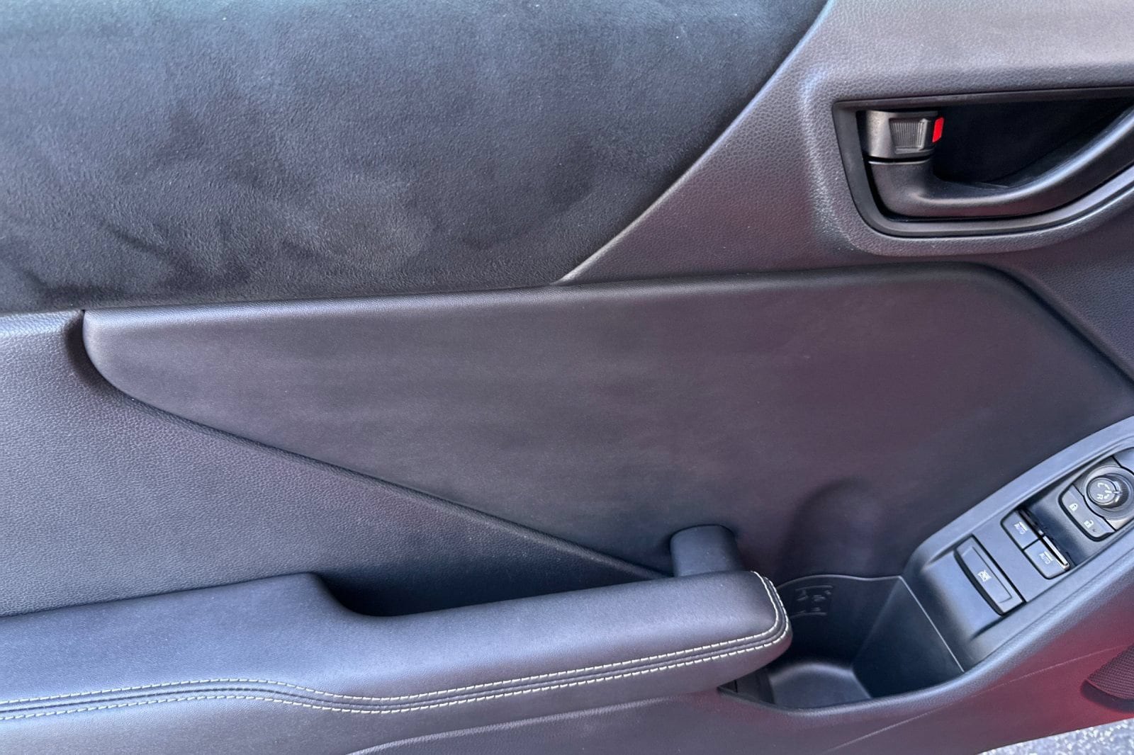 2024 Toyota GR86 Premium - Photo 10