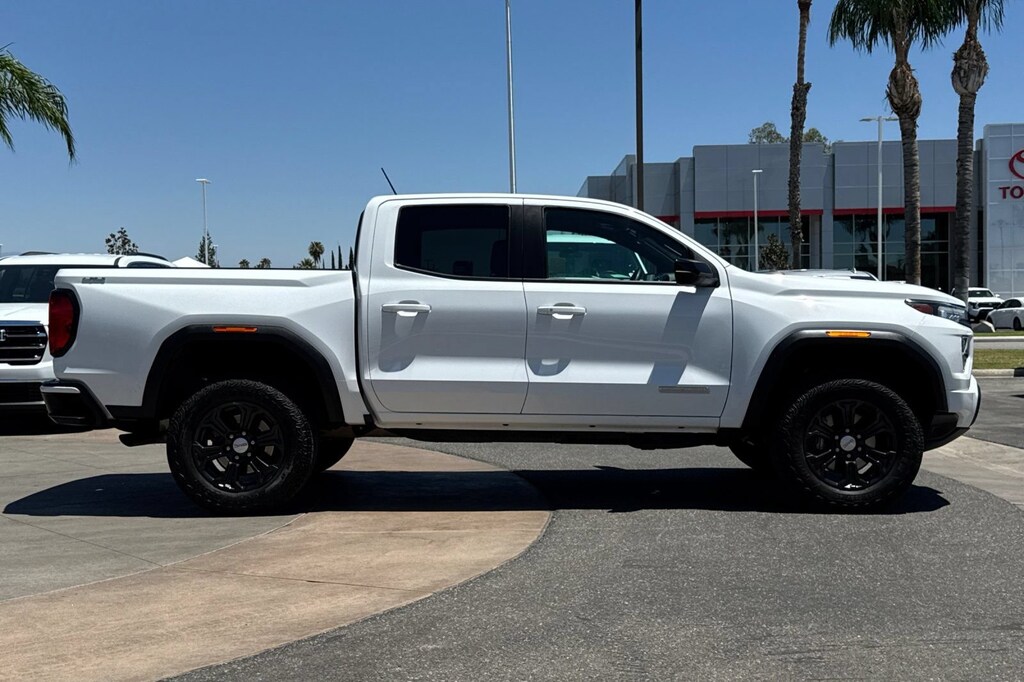 Used 2024 GMC Canyon Elevation Truck