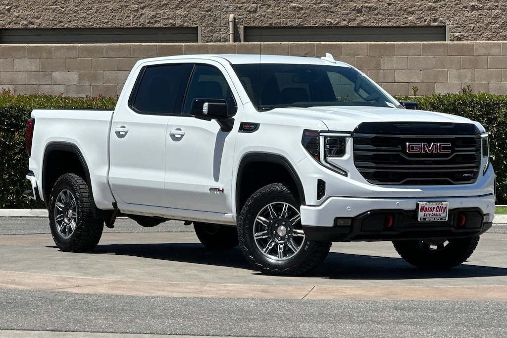 Used 2025 GMC Sierra 1500 AT4 Truck