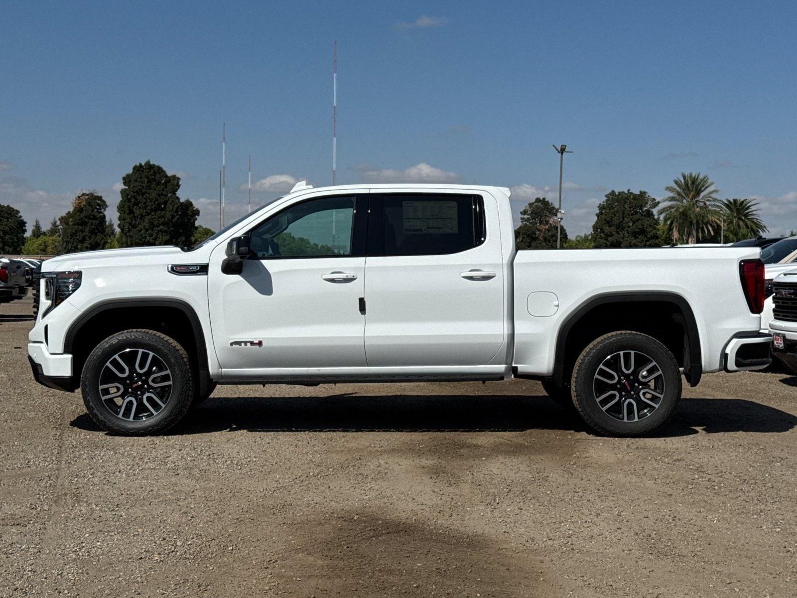 2026 GMC Sierra 1500 AT4 - Photo 6