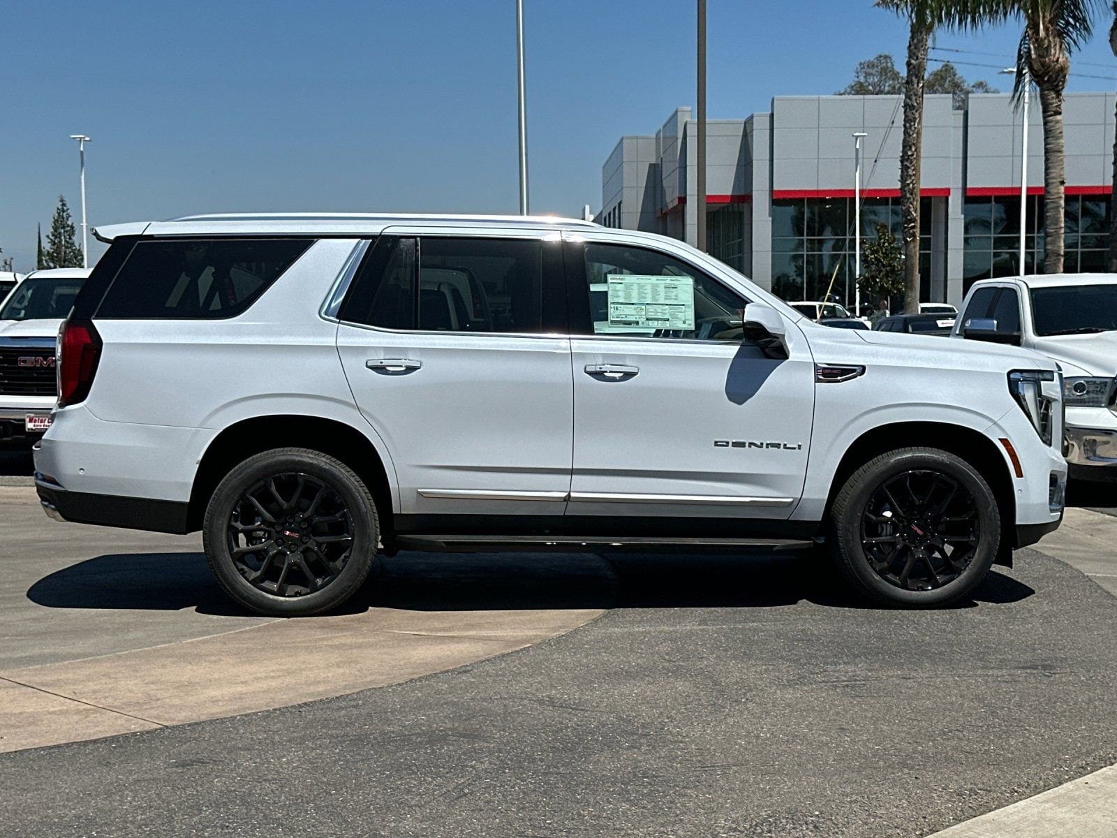 2026 GMC Yukon Denali - Photo 3
