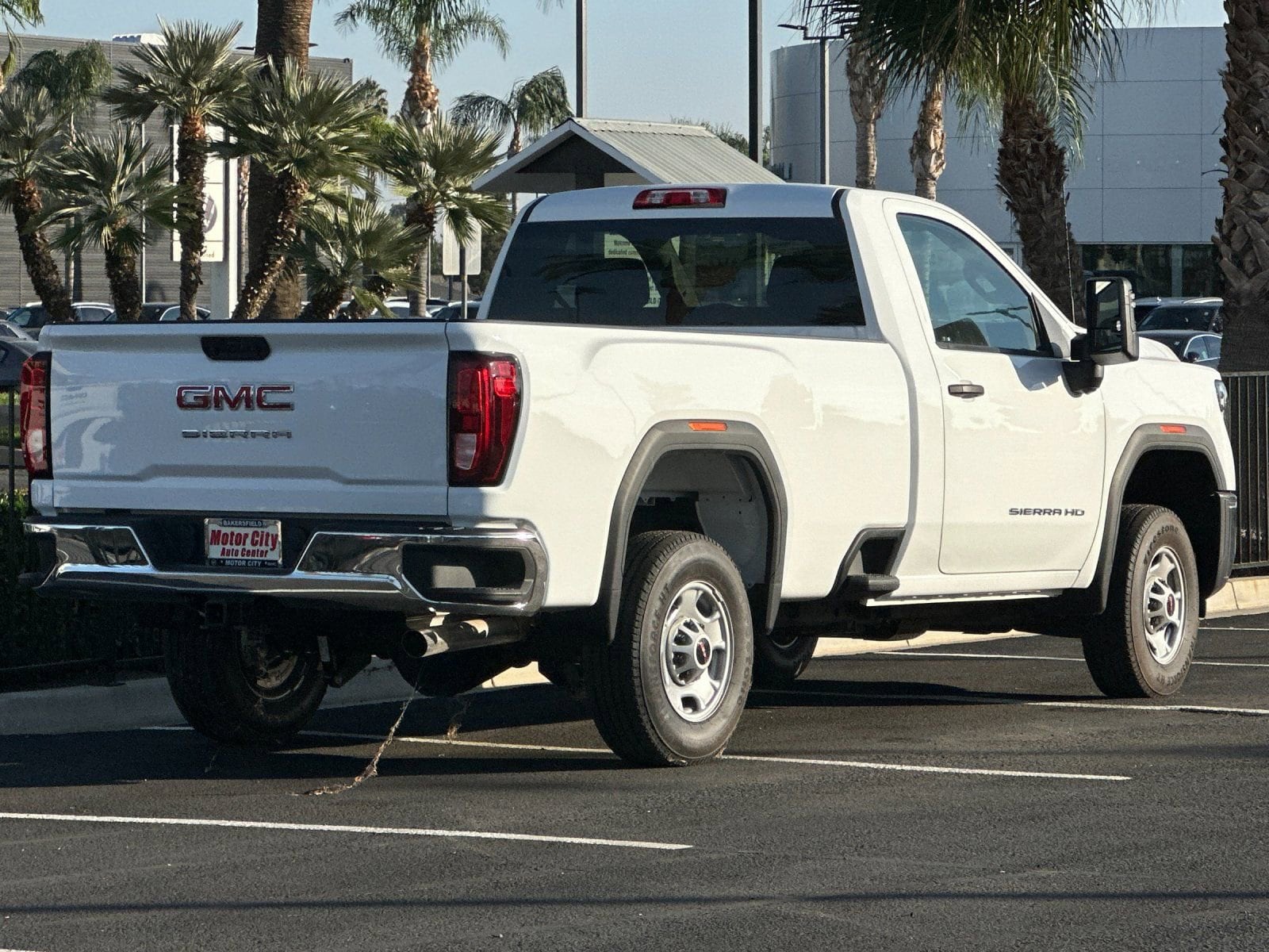 2025 GMC Sierra 2500HD Pro - Photo 4