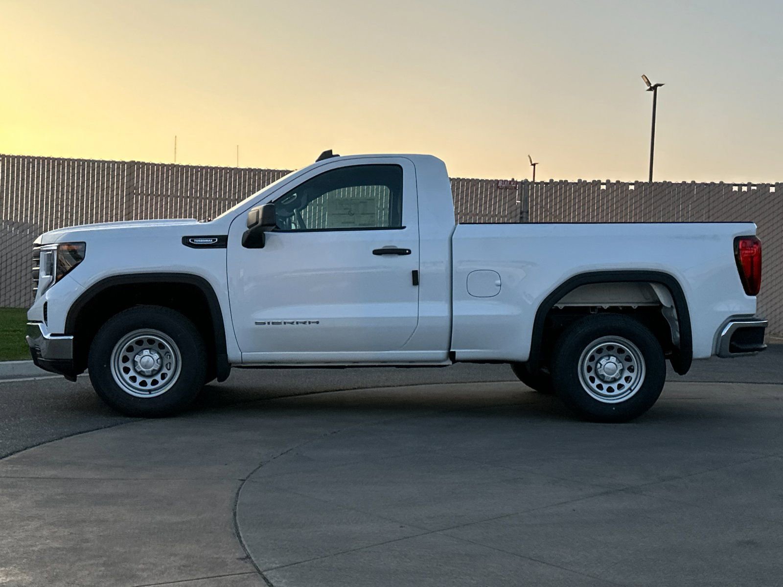 2026 GMC Sierra 1500 Pro photo 5