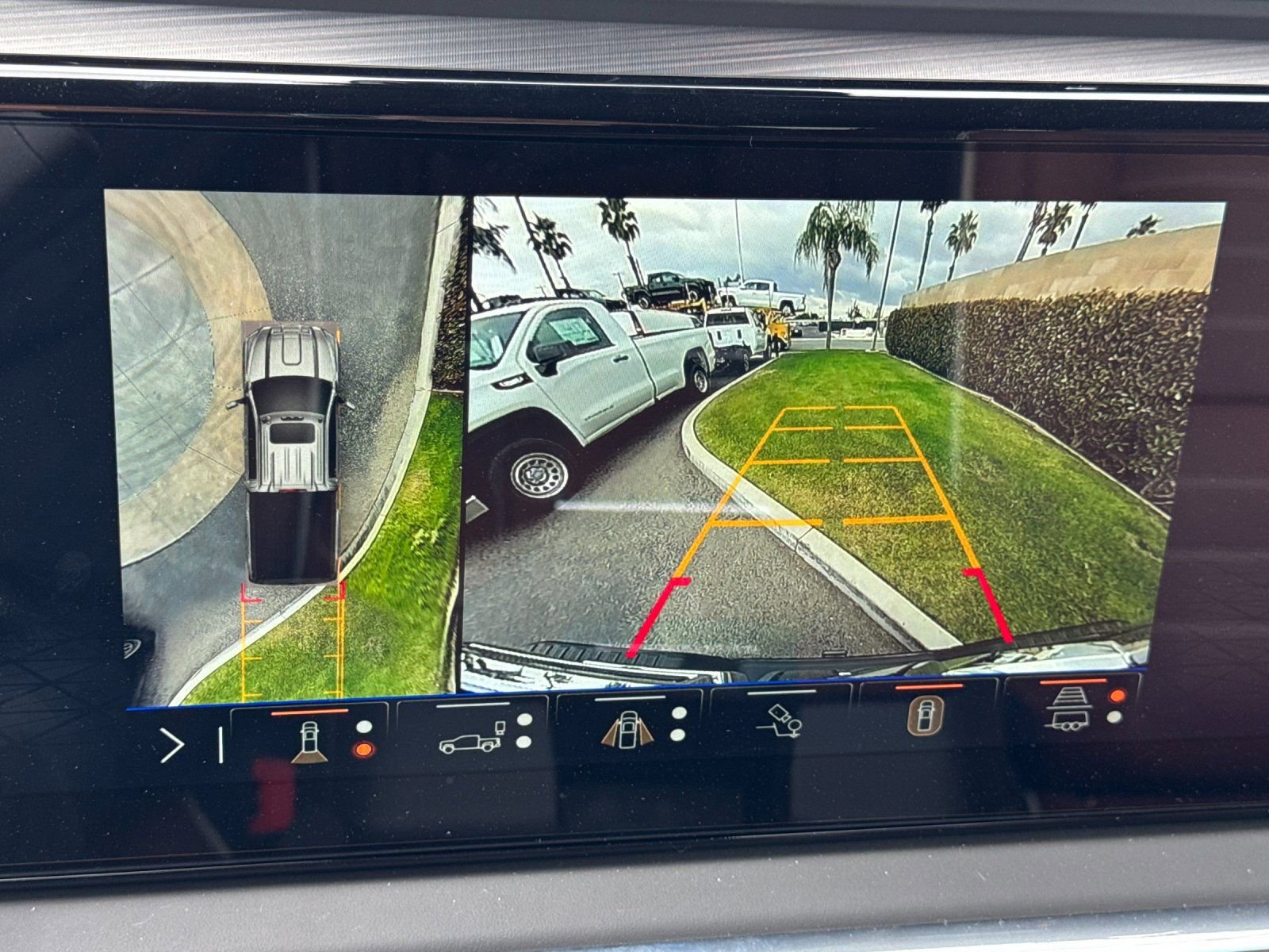 2026 GMC Sierra 2500HD Denali Ultimate - Photo 18