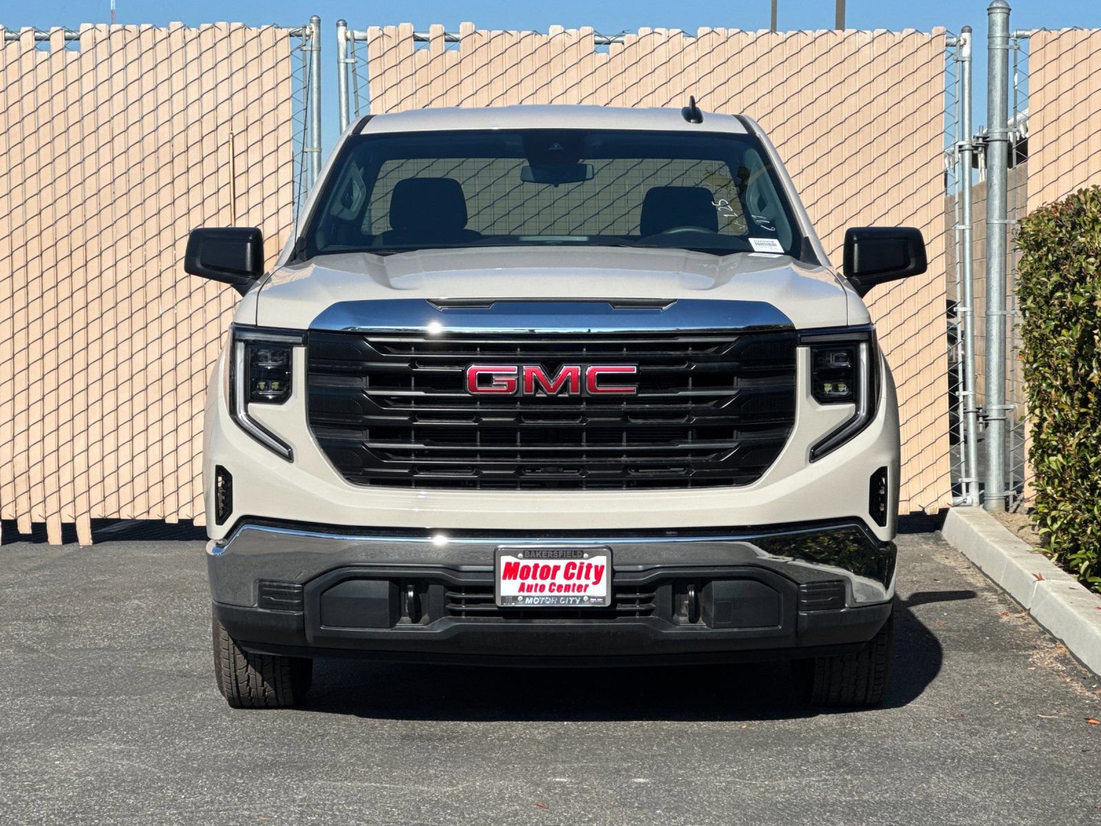 2026 GMC Sierra 1500 Pro photo 3