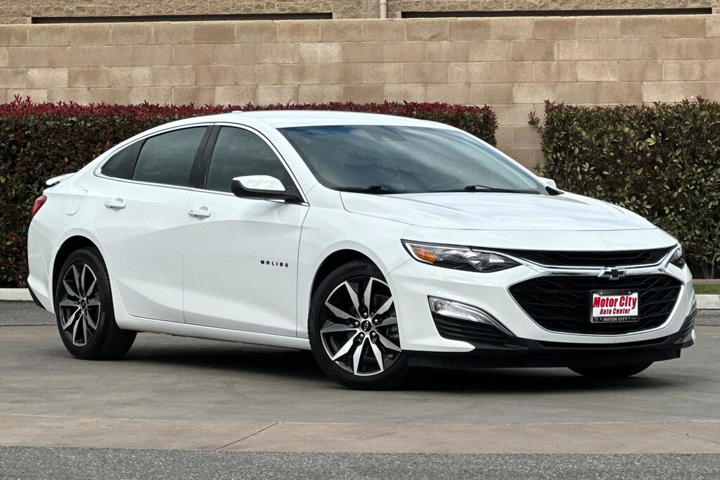 Certified 2025 Chevrolet Malibu RS Sedan