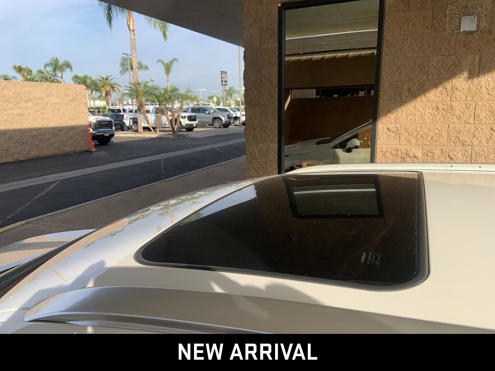 2022 Lexus RX 350L photo 3