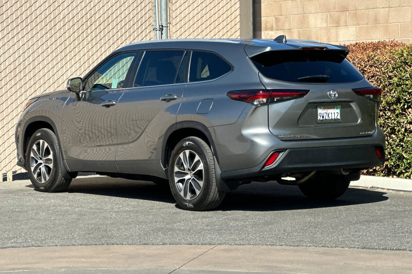 2026 Toyota Highlander XLE - Photo 6