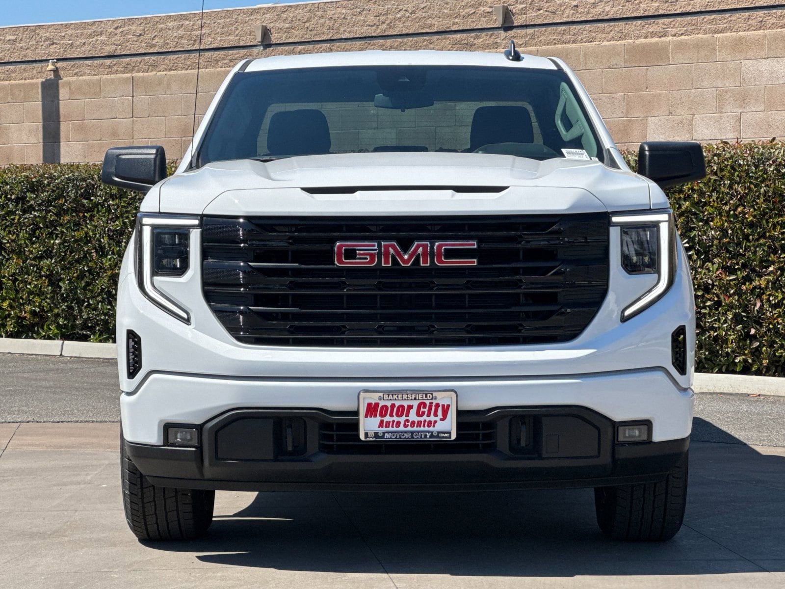 2026 GMC Sierra 1500 Elevation photo 3