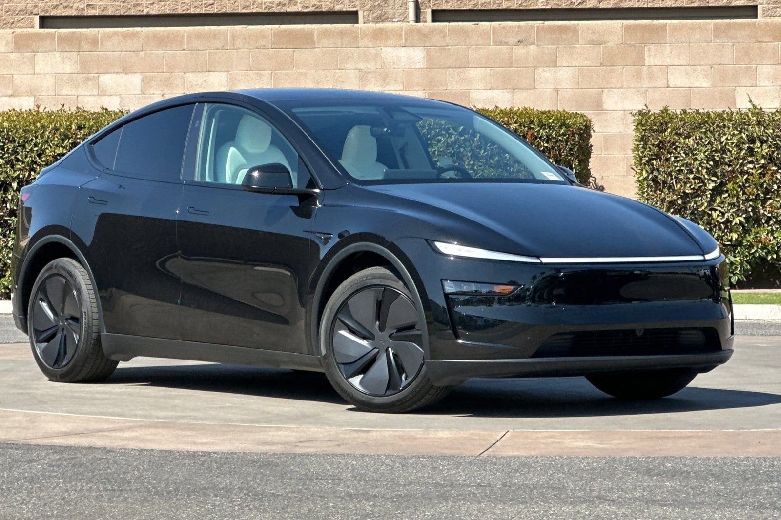 Used 2026 Tesla New Model Y Long Range with VIN 7SAYGDED8TF377203 for sale in Bakersfield, CA