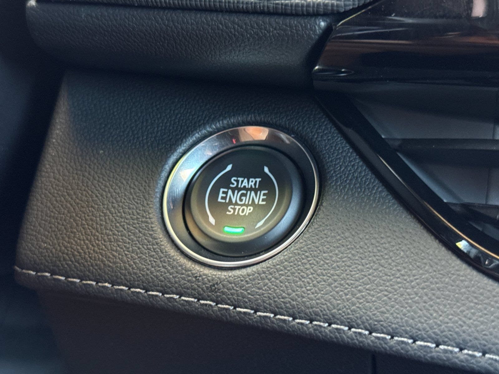 2026 Buick Enclave Sport Touring - Photo 23