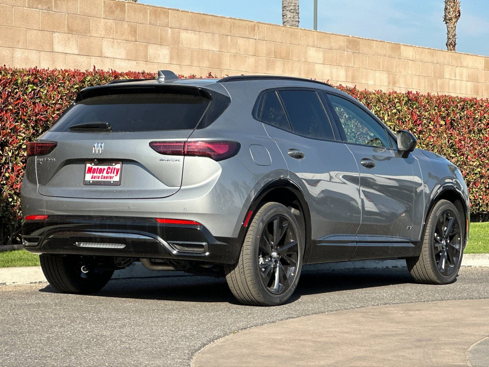 2026 Buick Envision Sport Touring photo 2