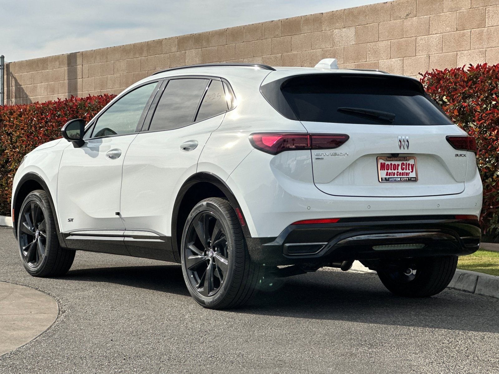 2026 Buick Envision Sport Touring photo 4