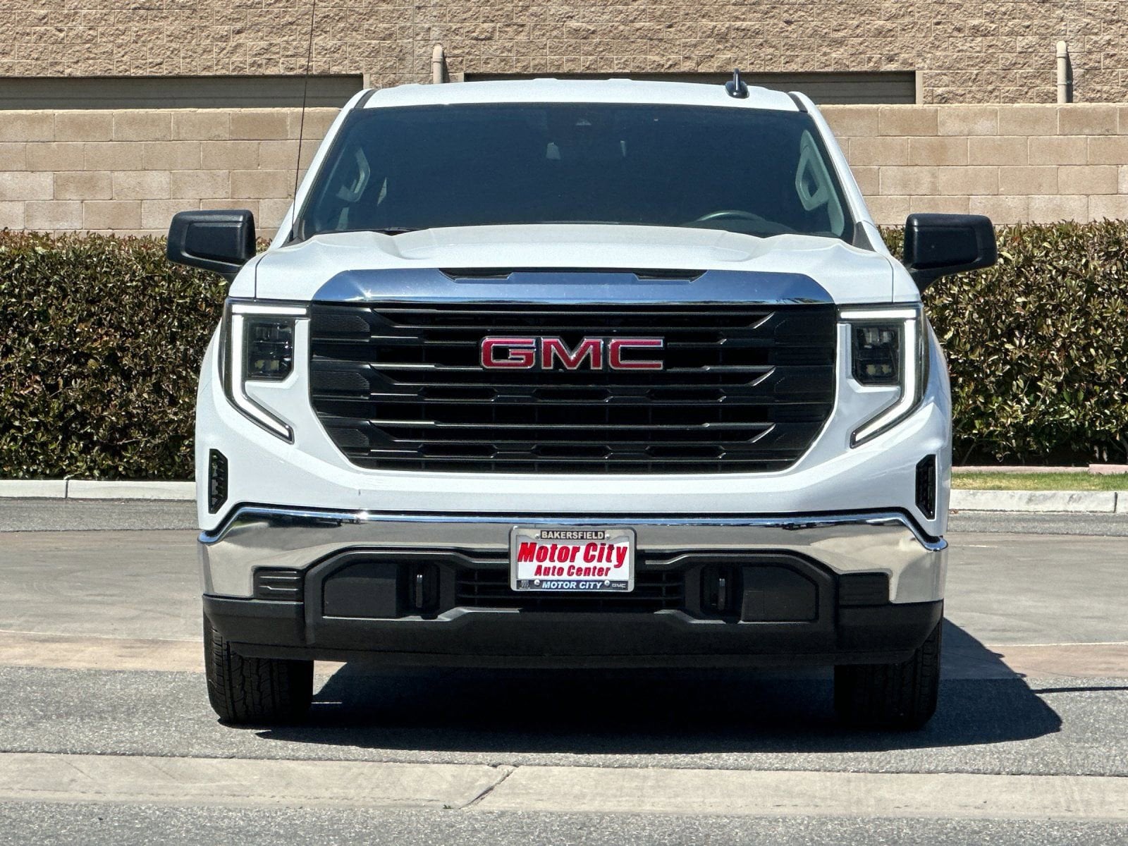 2026 GMC Sierra 1500 Pro photo 3