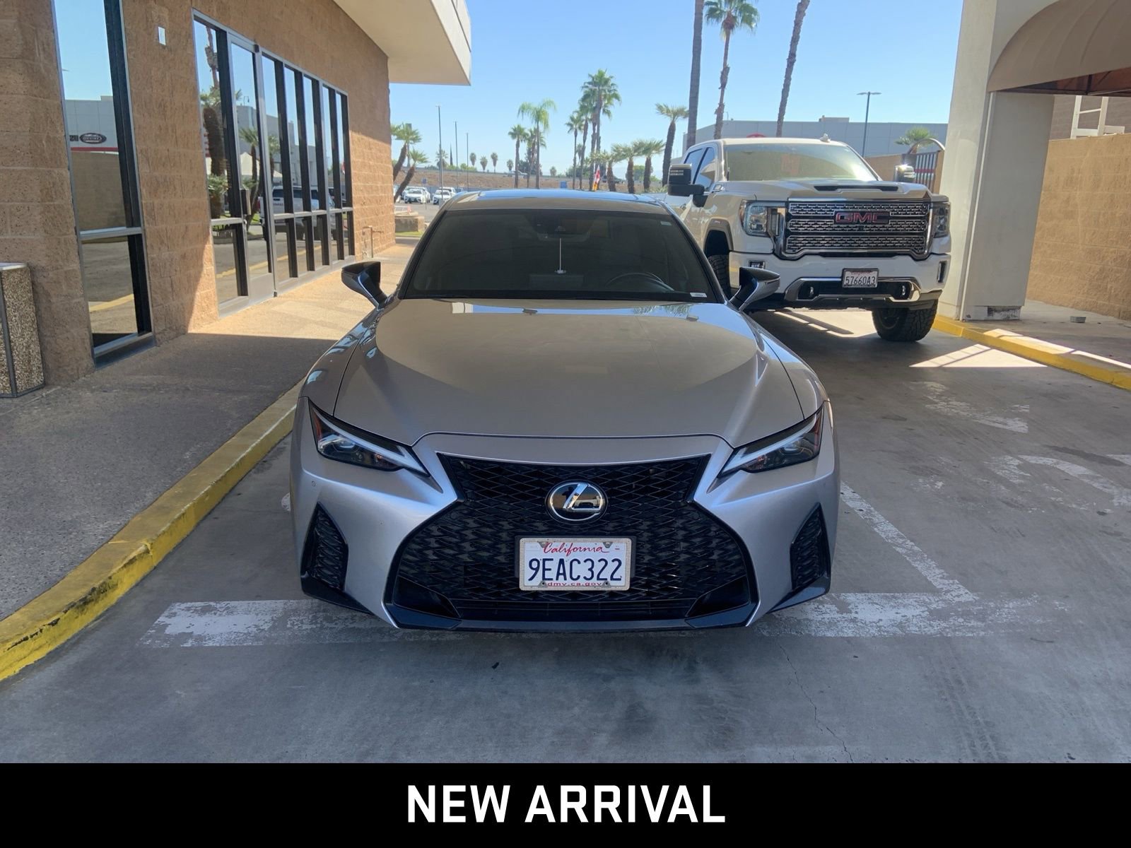 2023 Lexus IS 350 F SPORT photo 2