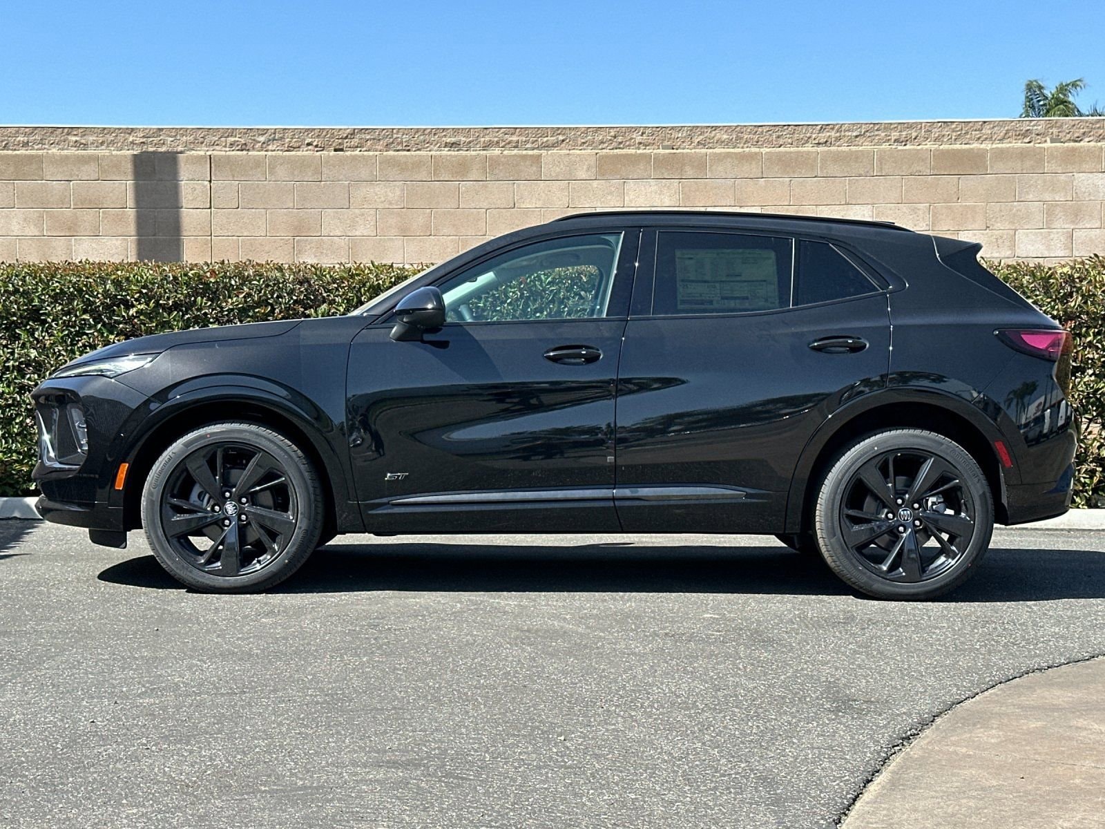 2026 Buick Envision Sport Touring photo 5