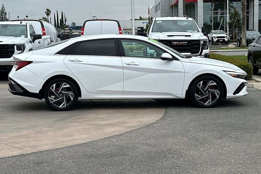 Used 2024 Hyundai Elantra SEL Sedan