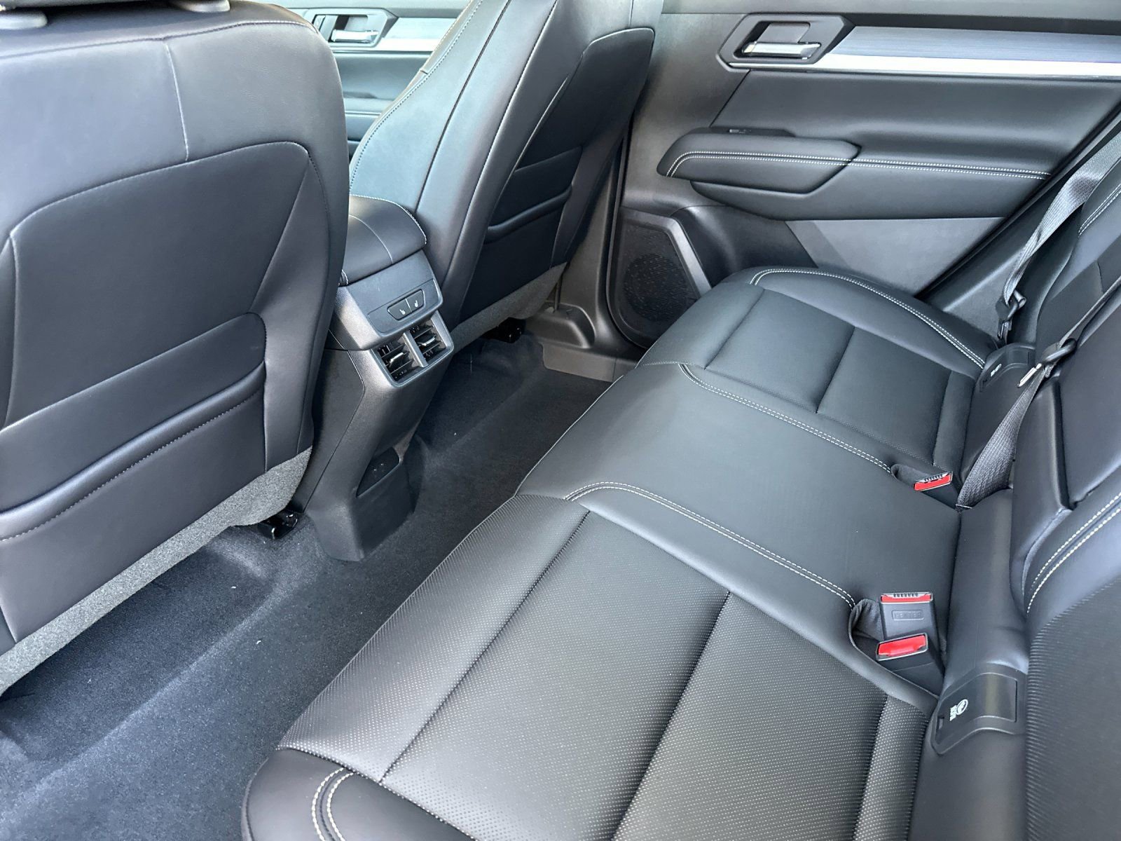 2026 GMC Terrain Elevation - Photo 11