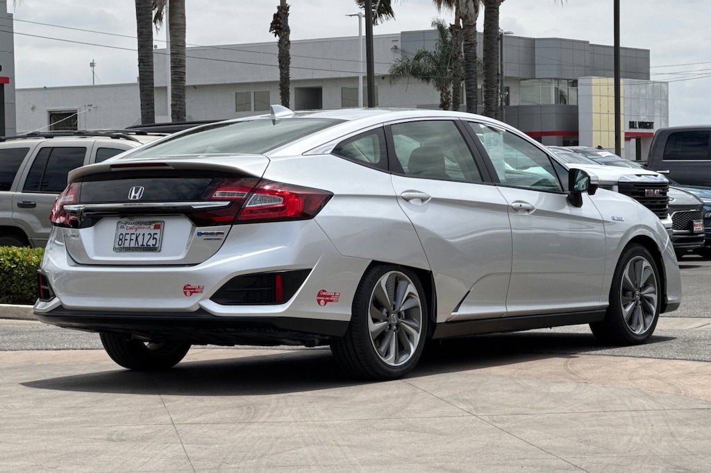 Used 2018 Honda Clarity Plug-In Hybrid Touring Sedan