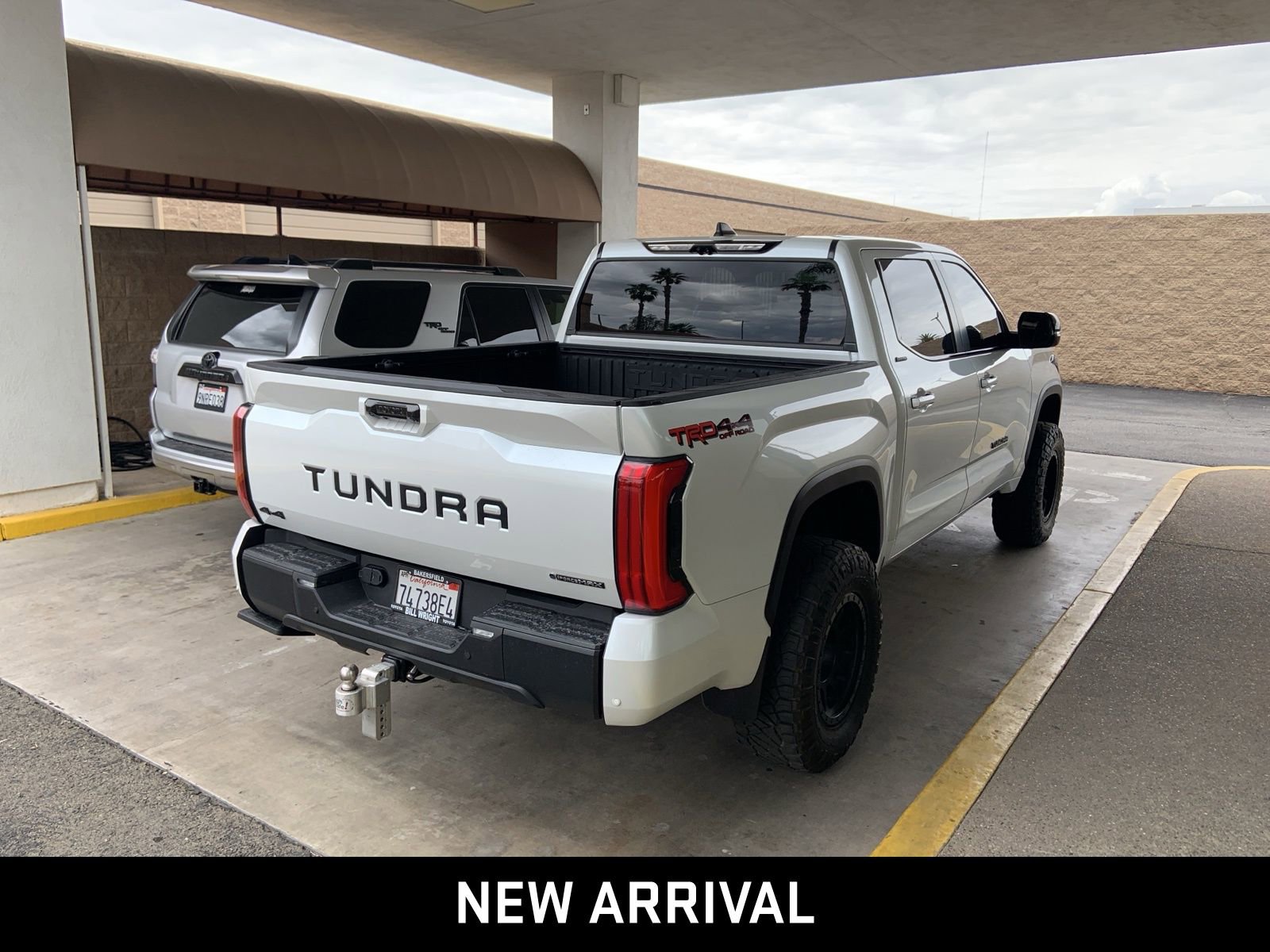 2025 Toyota Tundra 4WD Limited Hybrid photo 4
