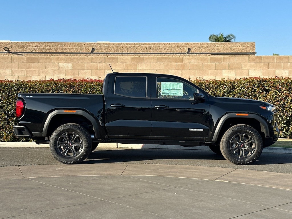 New 2025 GMC Canyon Elevation Truck