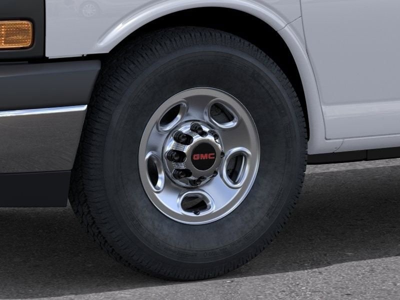 2026 GMC Savana Passenger LT photo 6