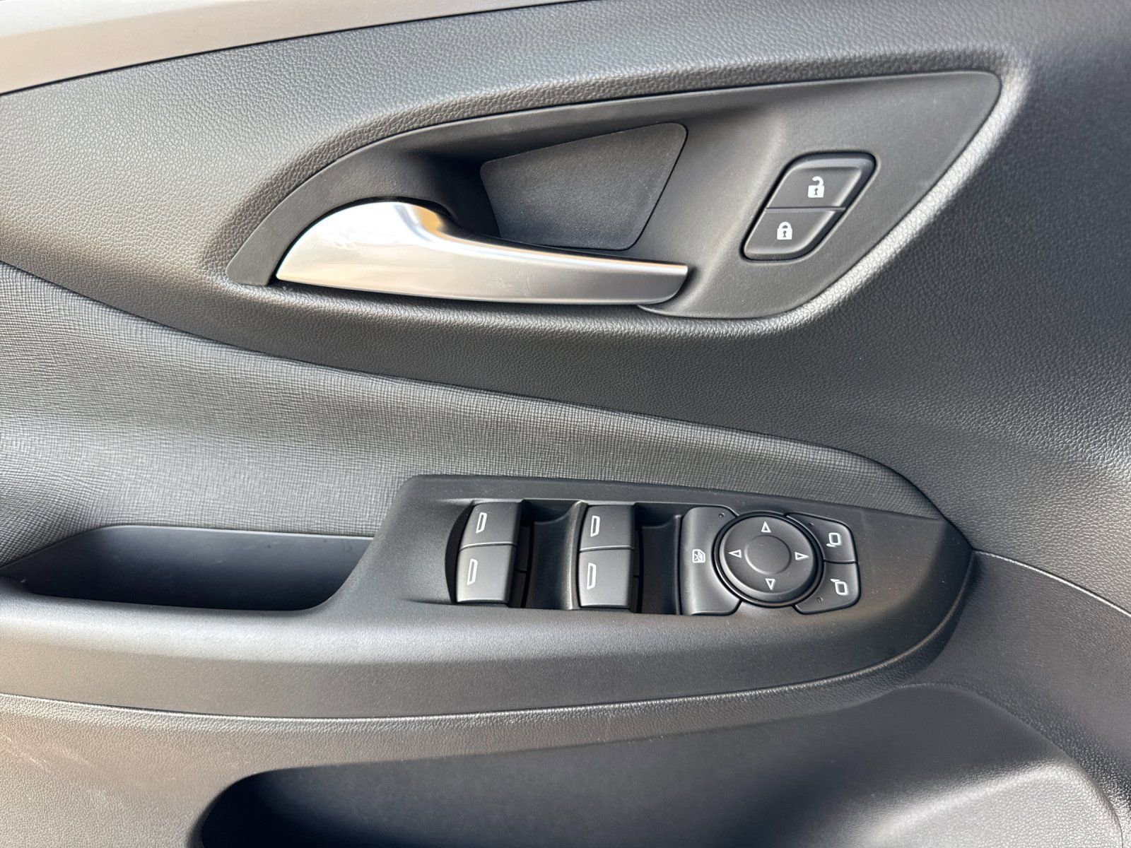 2026 Buick Envista Preferred - Photo 10