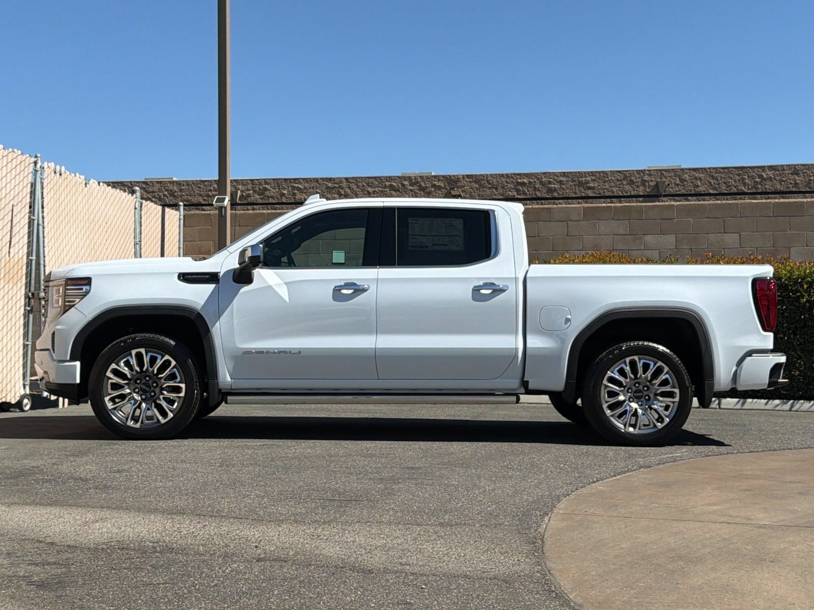 2026 GMC Sierra 1500 Denali Ultimate - Photo 6