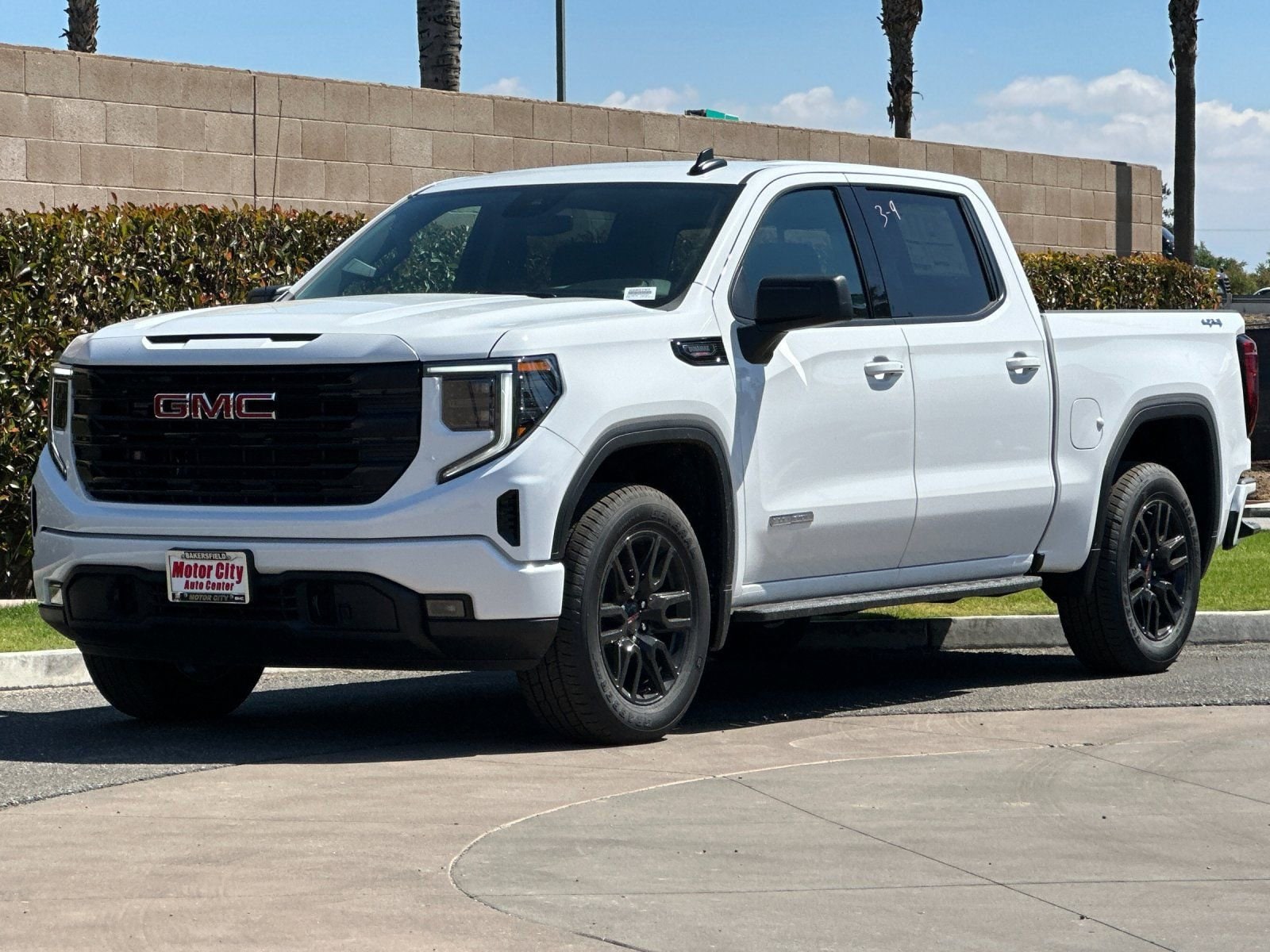 2026 GMC Sierra 1500 Elevation photo 6