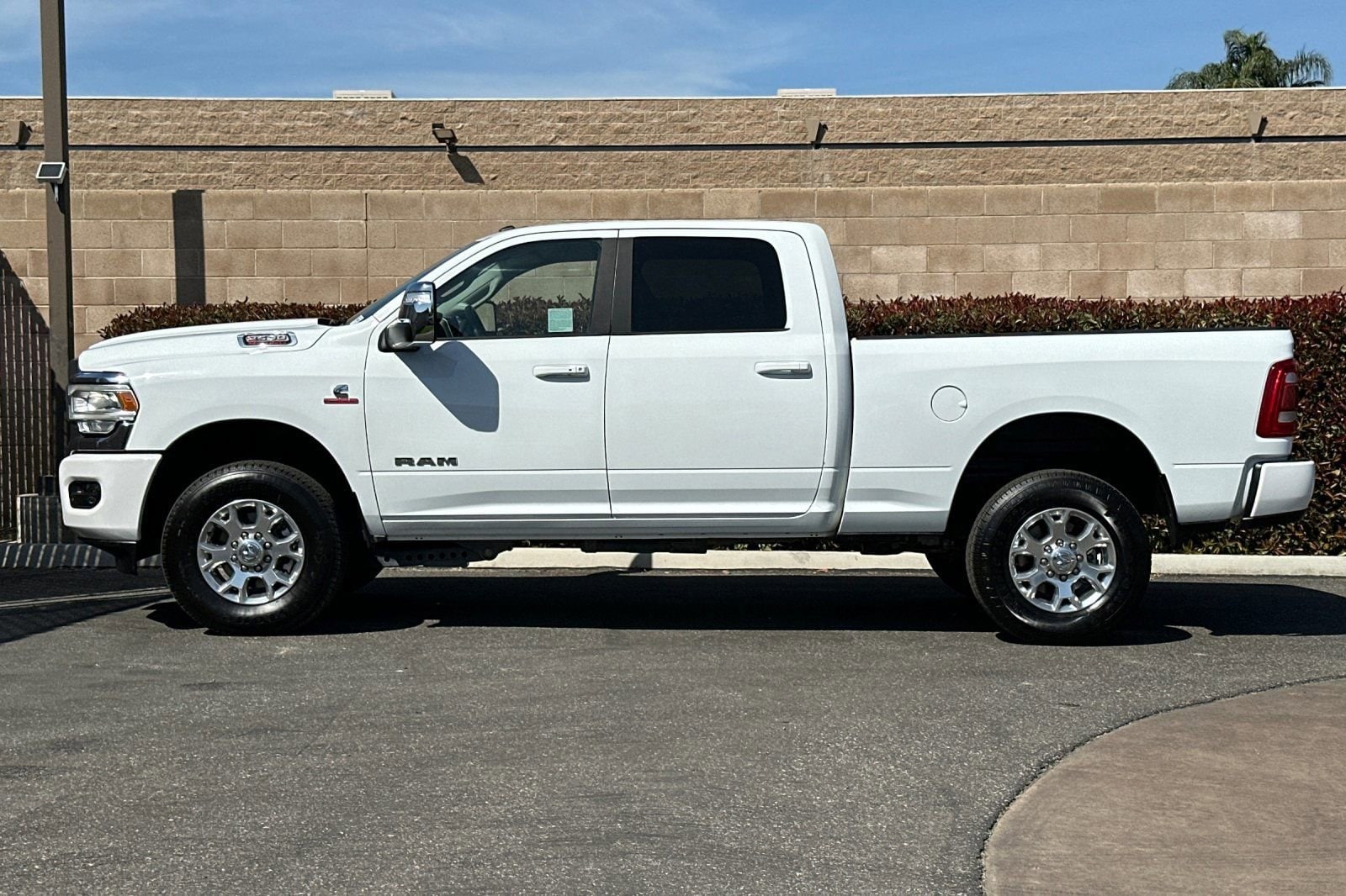 2024 Ram 2500 Laramie photo 6