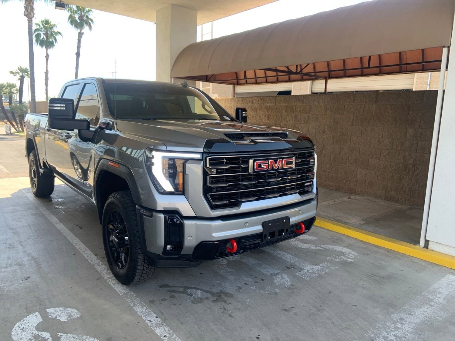 2025 GMC Sierra 2500 HD AT4 photo 6