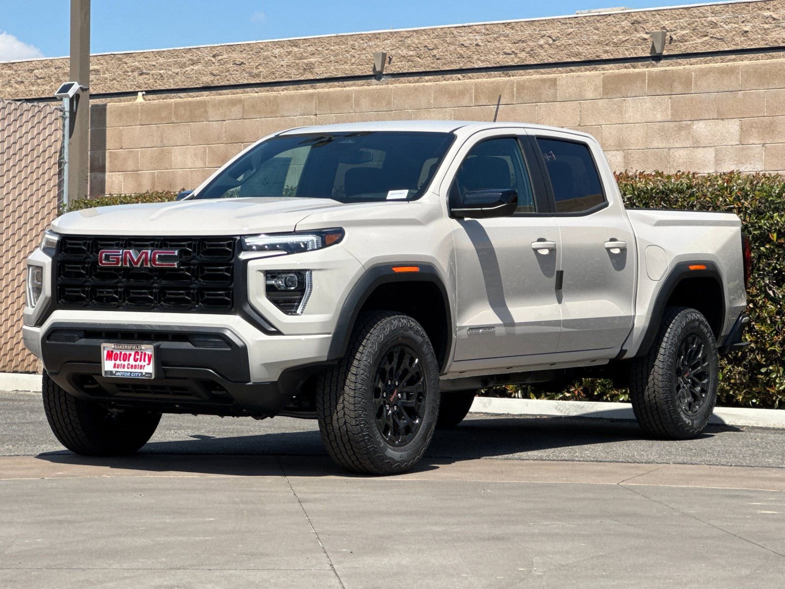 2026 GMC Canyon Elevation photo 6