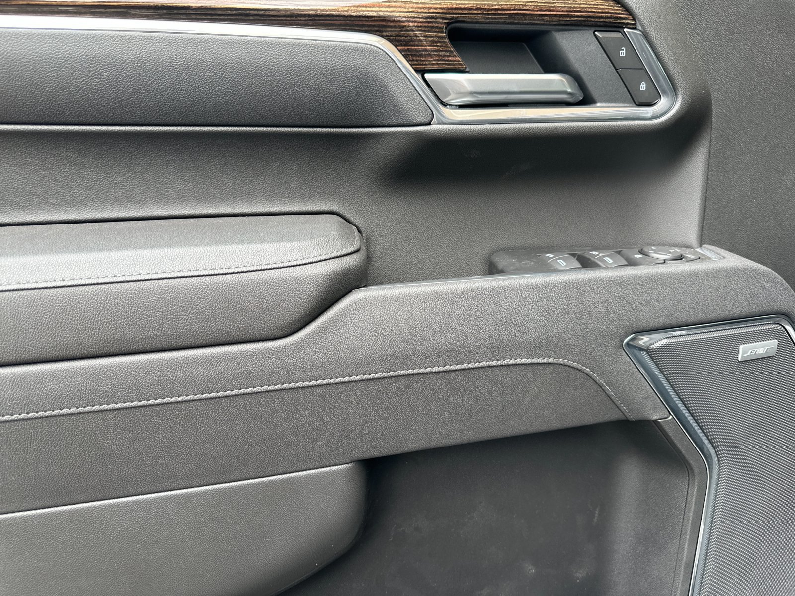 2026 GMC Sierra 1500 Elevation - Photo 10