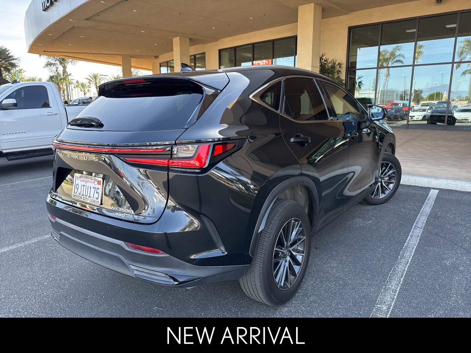 2024 LEXUS NX NX 350h Premium photo 3