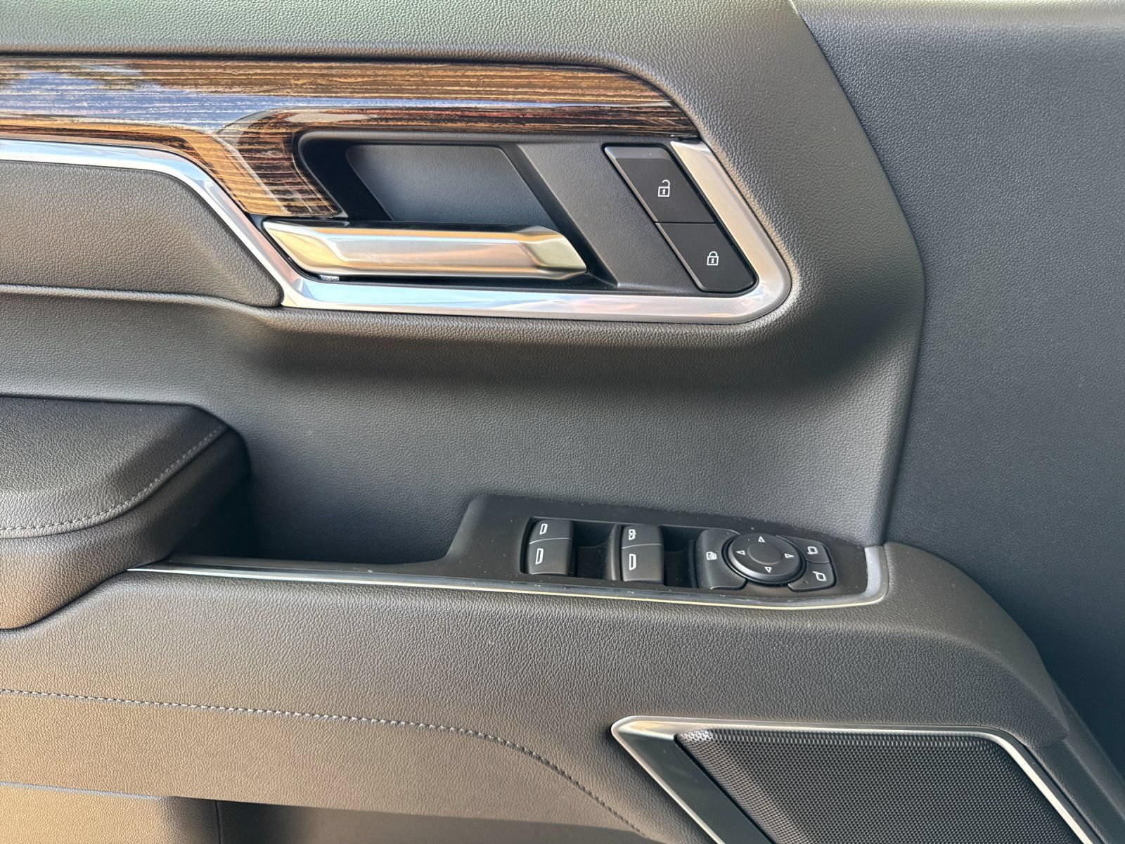 2026 GMC Sierra 1500 Elevation - Photo 10