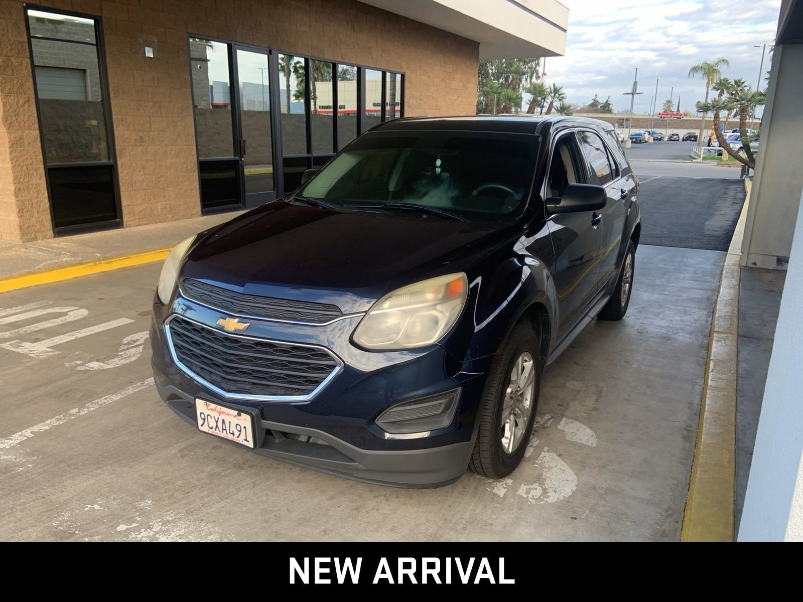 2016 Chevrolet Equinox LS's photo