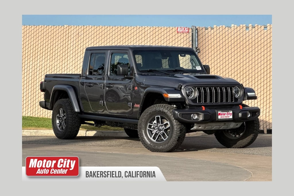 Used 2025 Jeep Gladiator Mojave 4x4 Truck