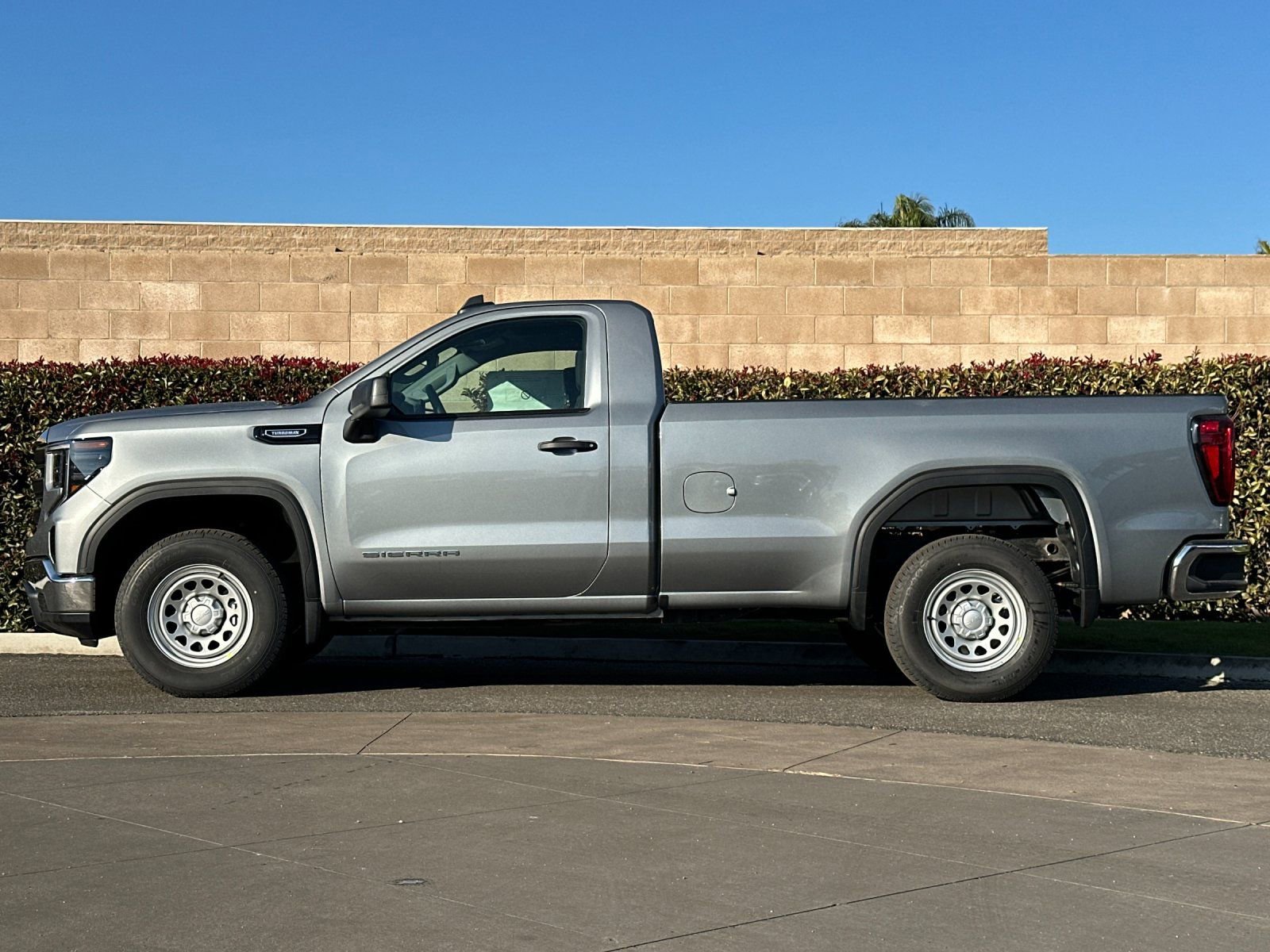 2026 GMC Sierra 1500 Pro photo 5