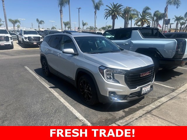 Used 2022 GMC Terrain SLT with VIN 3GKALVEV7NL245387 for sale in Bakersfield, CA