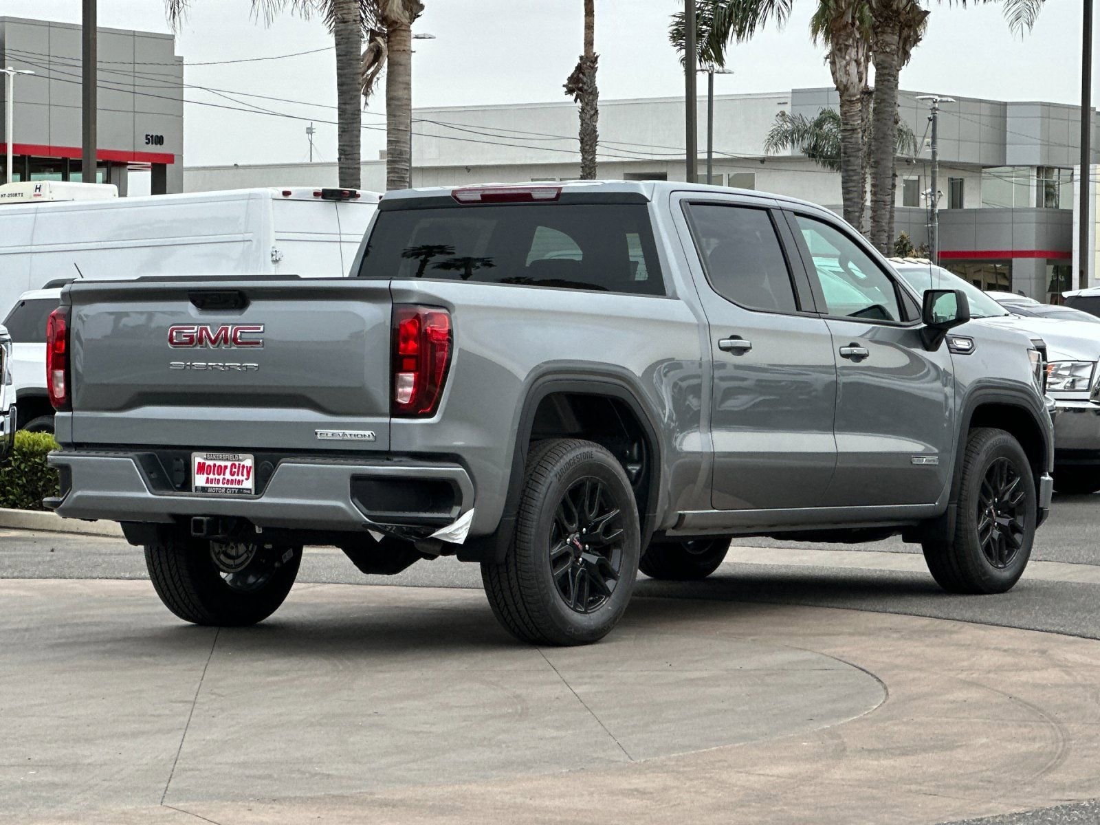 2026 GMC Sierra 1500 Elevation photo 2