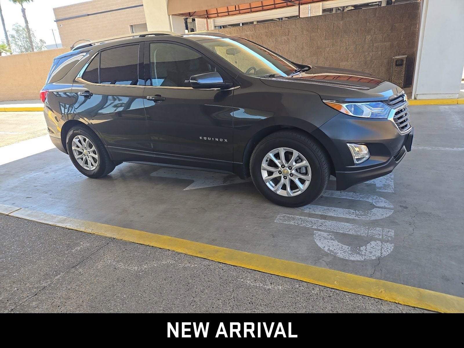 2019 Chevrolet Equinox LT photo 4