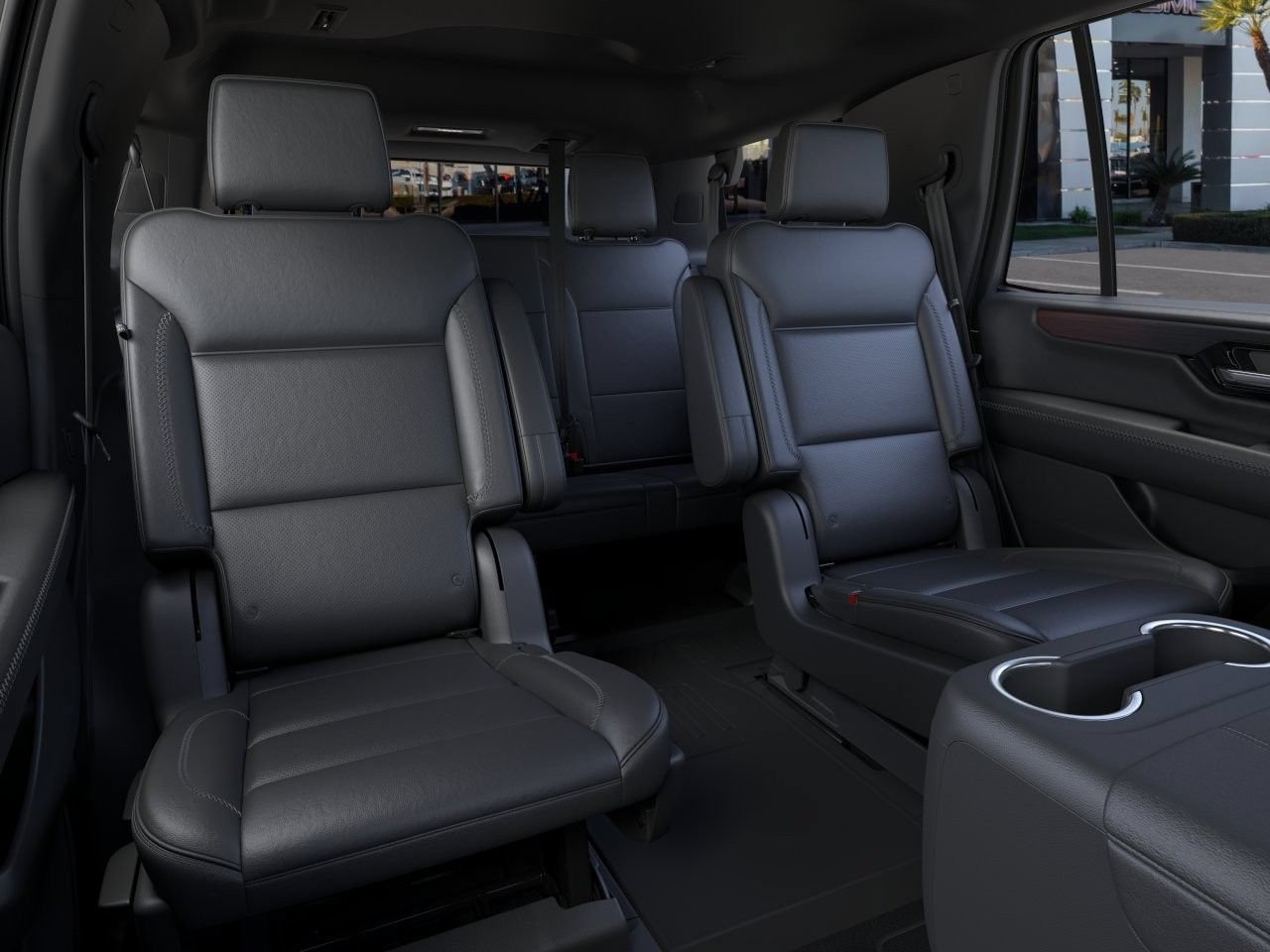 2026 GMC Yukon Denali - Photo 17
