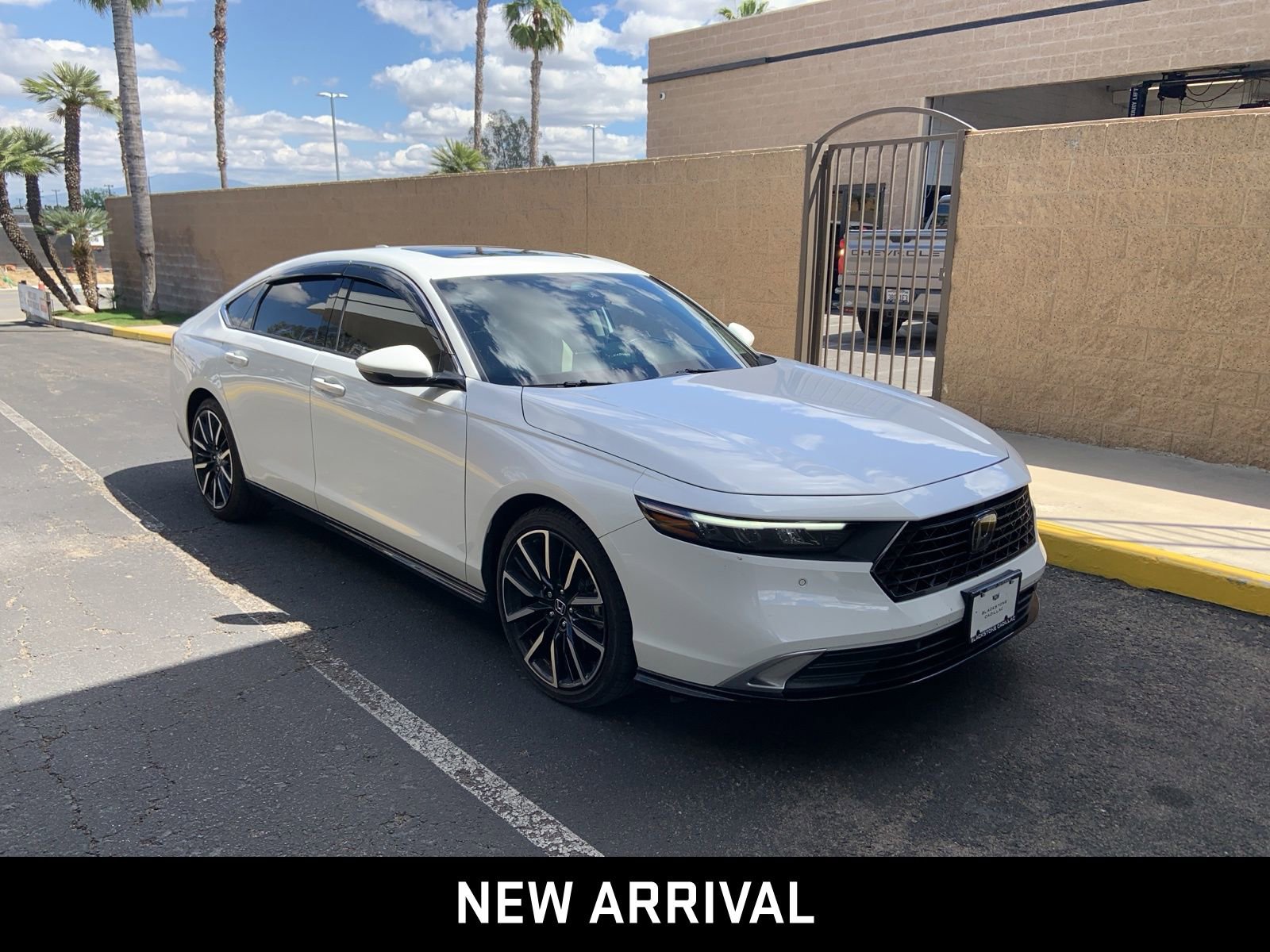 2024 Honda Accord Hybrid Touring photo 3