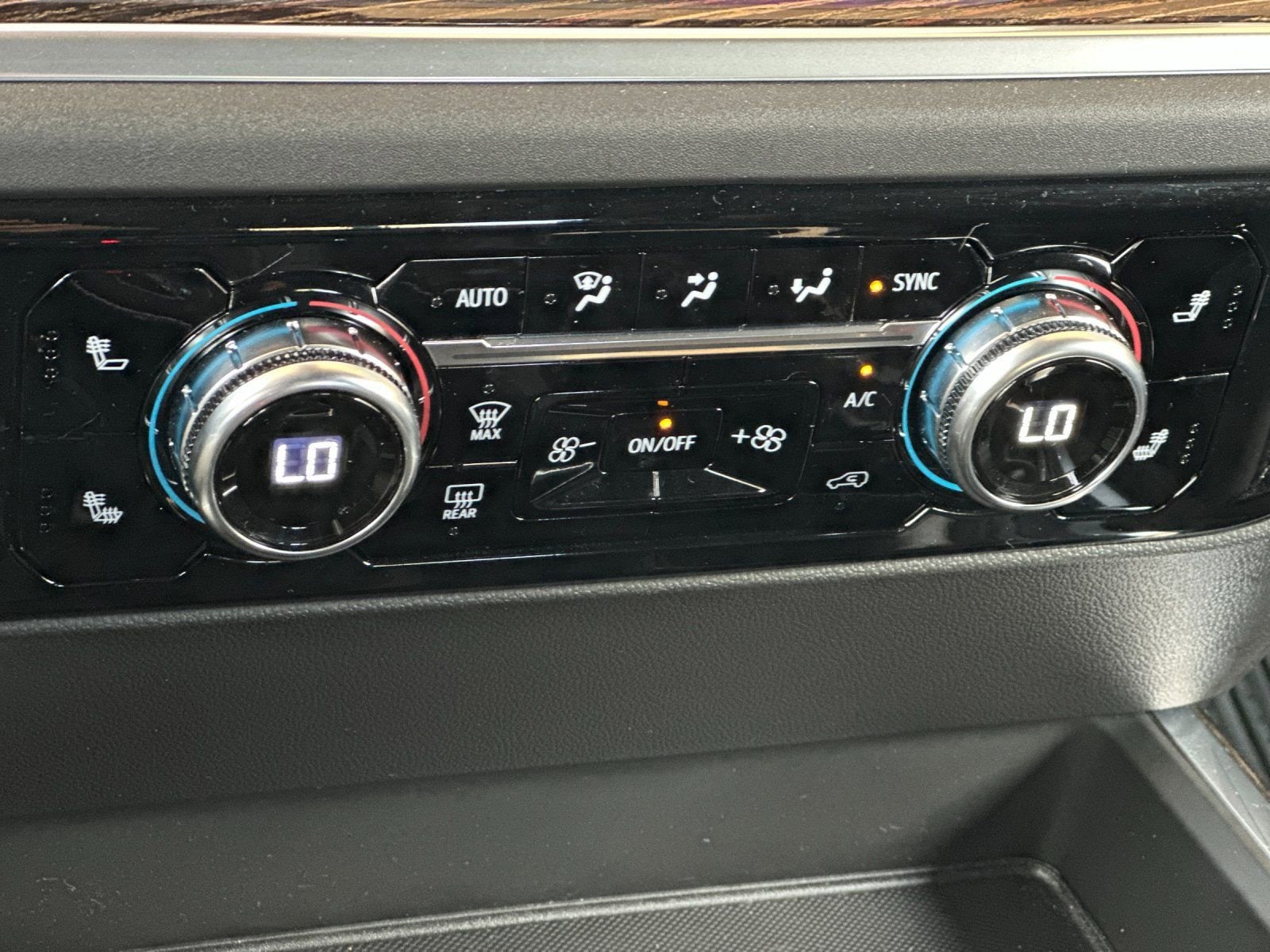 2025 GMC Sierra 1500 Elevation - Photo 20
