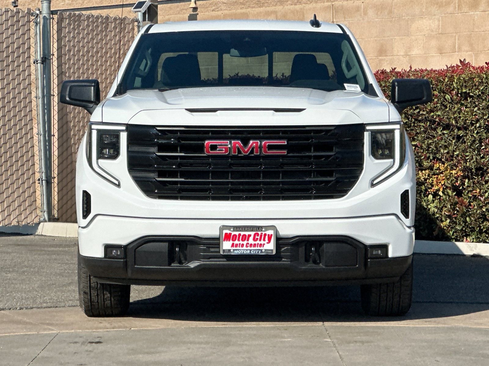 2026 GMC Sierra 1500 Elevation photo 3